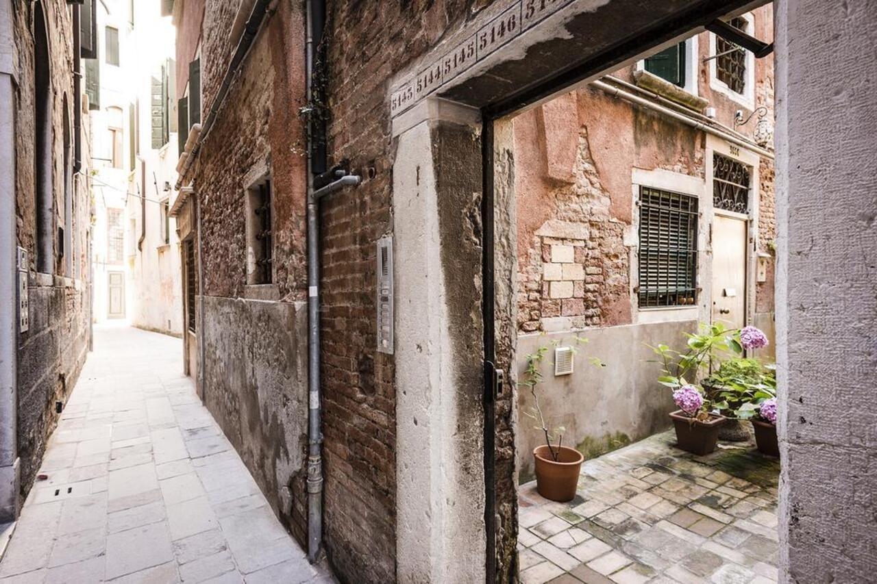Myplace Santa Maria Formosa Apartment Venice Exterior photo